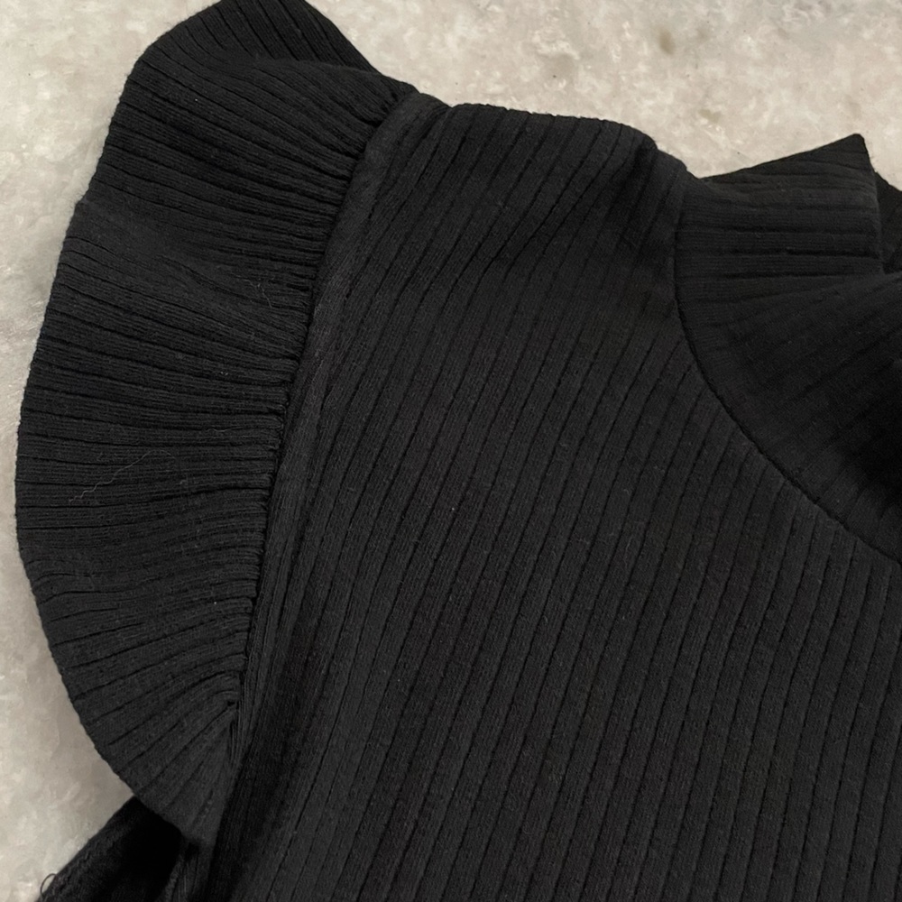 Storia Ribbed Mock Neck Ruffle Sleeve Top - Picture 8 of 11